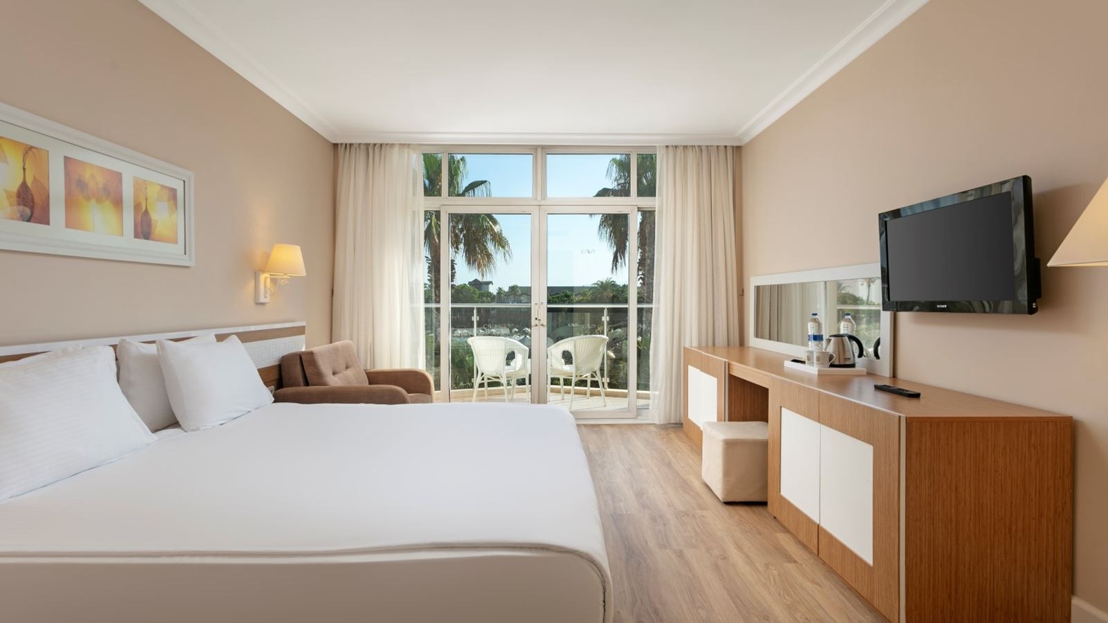 rooms-doublex-family-room