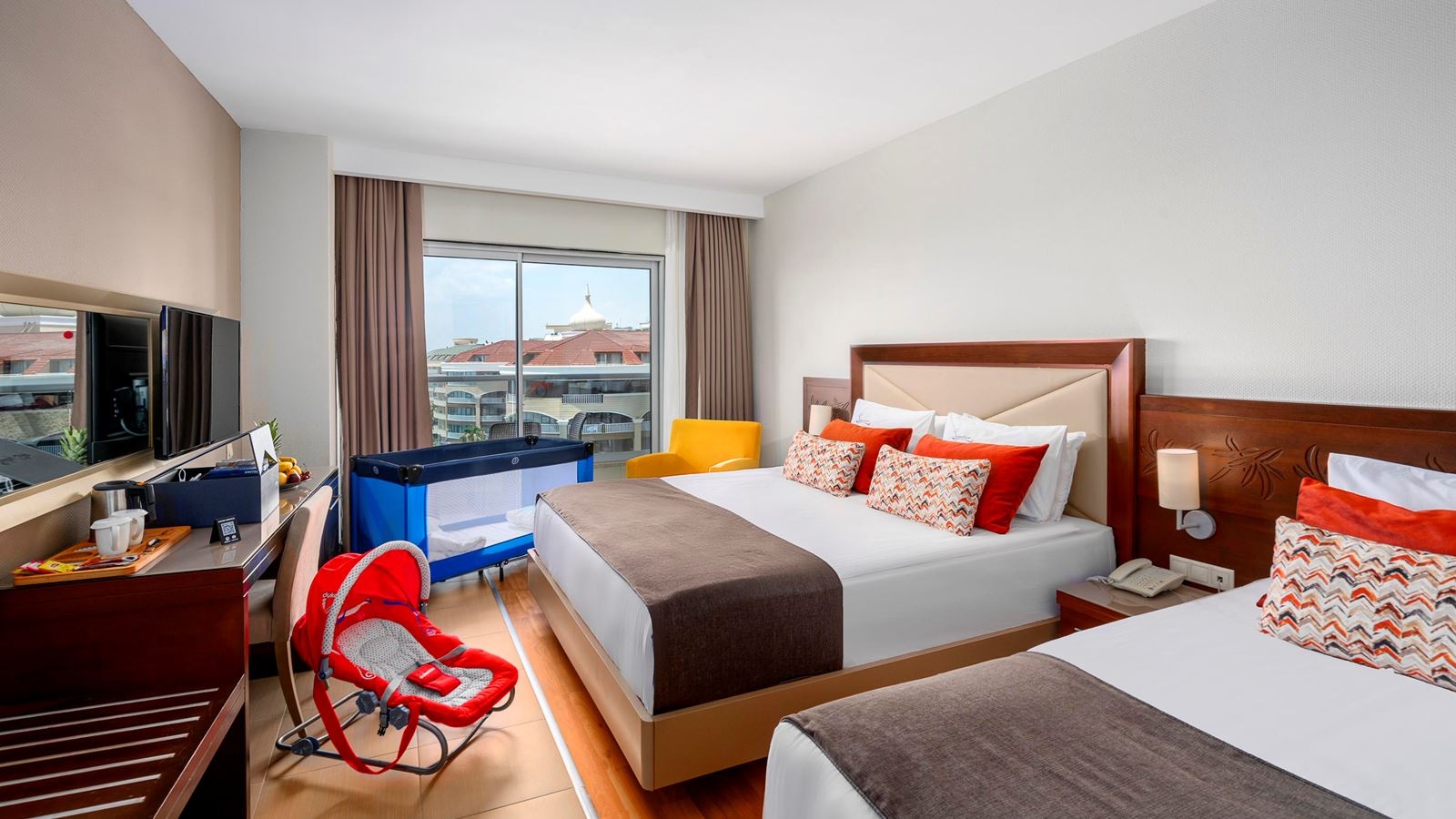 rooms-standart-land-view-room