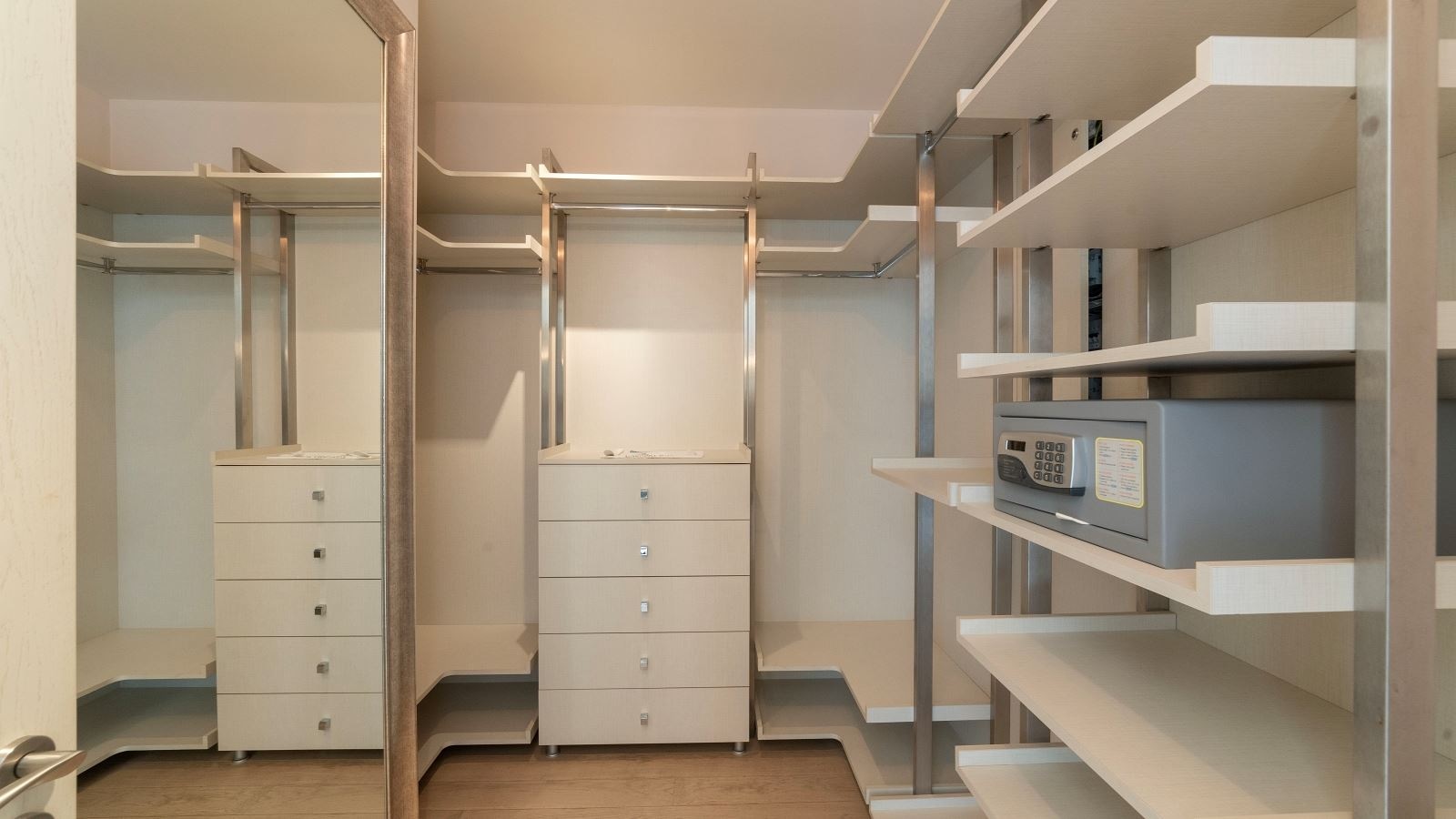 rooms-premium-family-connection-room-sea-view