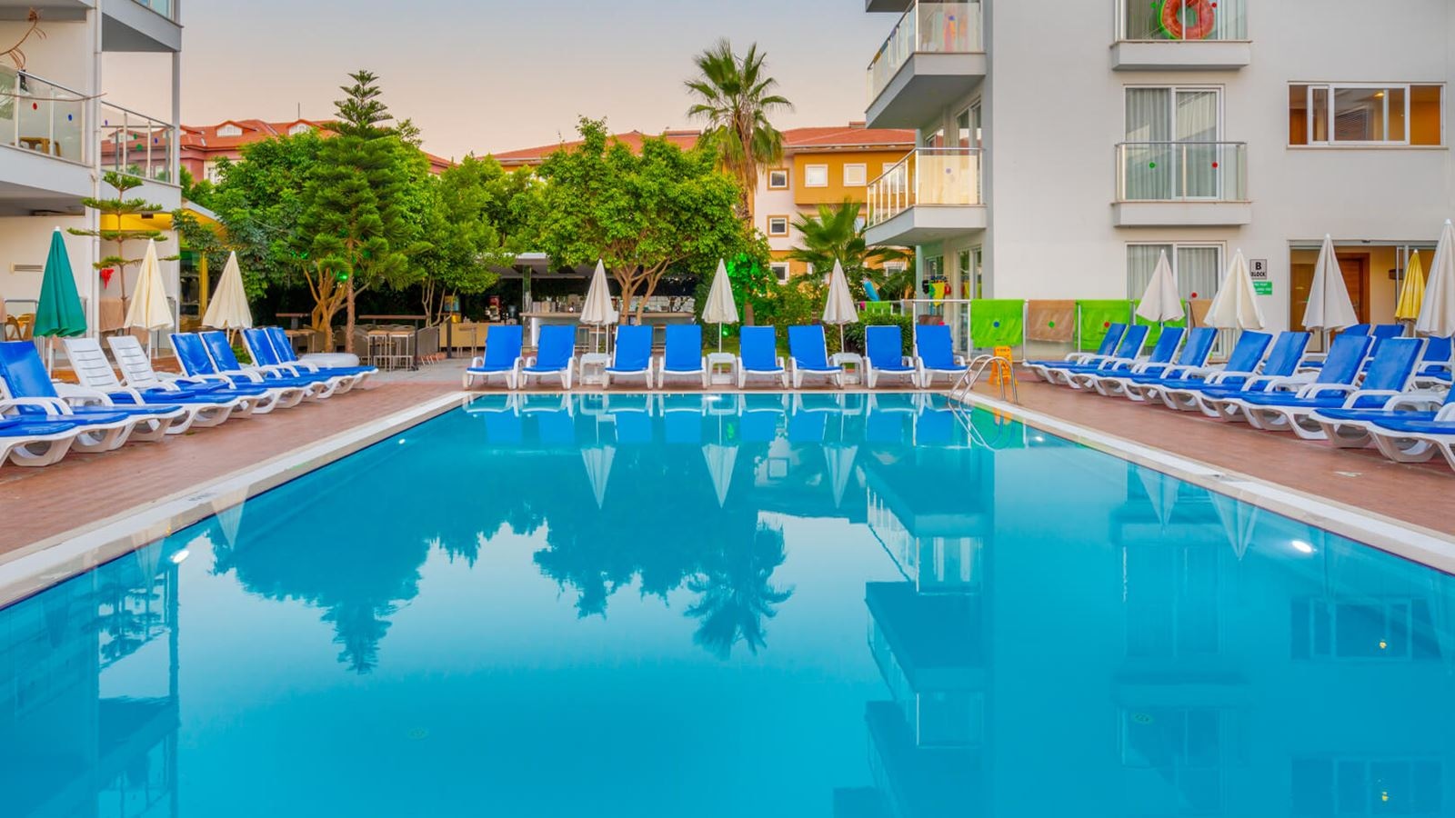 water-park-water-park