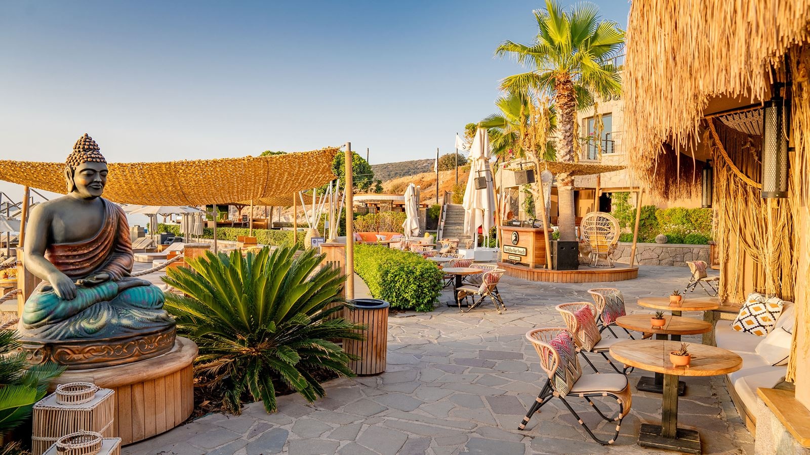 restaurants-buddha--bar-beach-club-and-restaurant