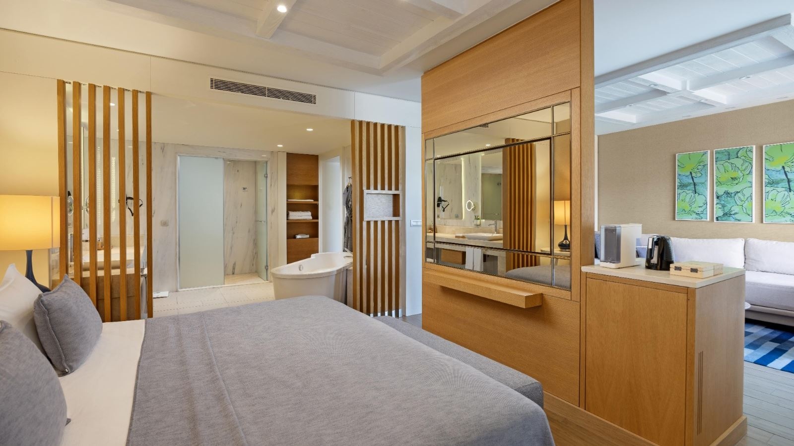 rooms-swim-up-deluxe-room