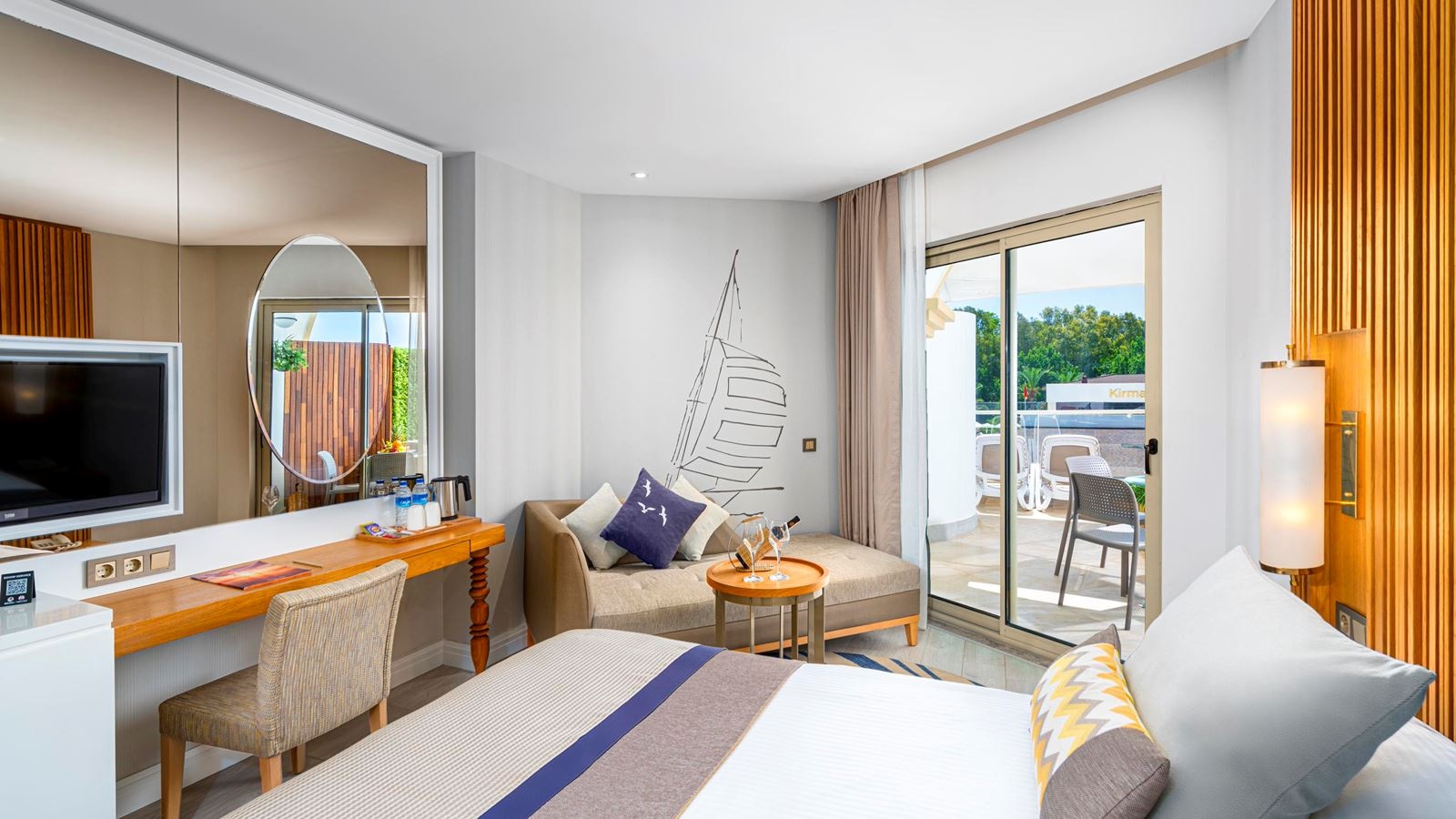 rooms-jacuzzi-terrace