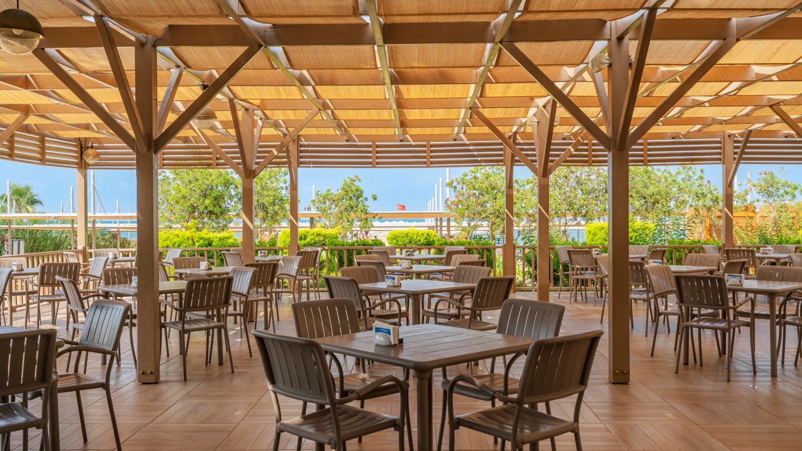 restaurants-beach-restaurant