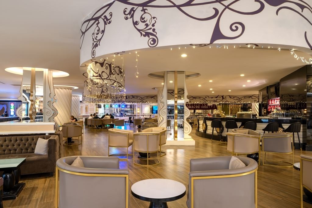 restaurants-mahal-bar