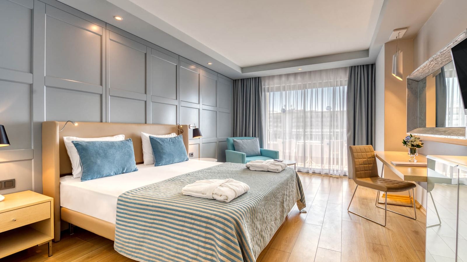 rooms-standard-side-sea-view