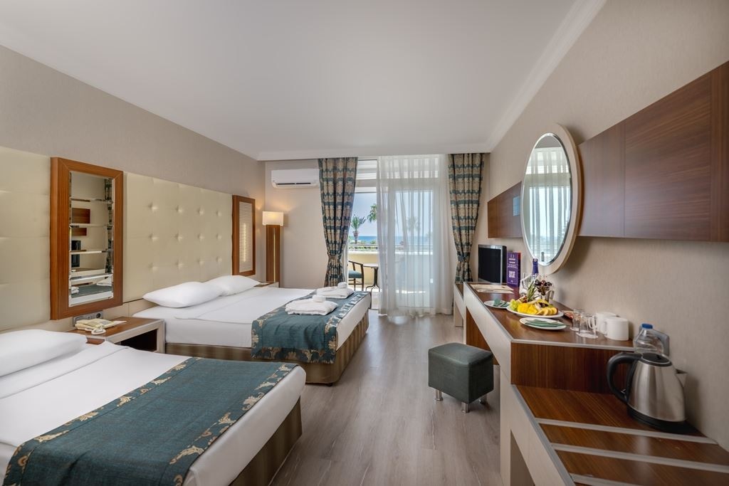 rooms-standard-room-with-balcony