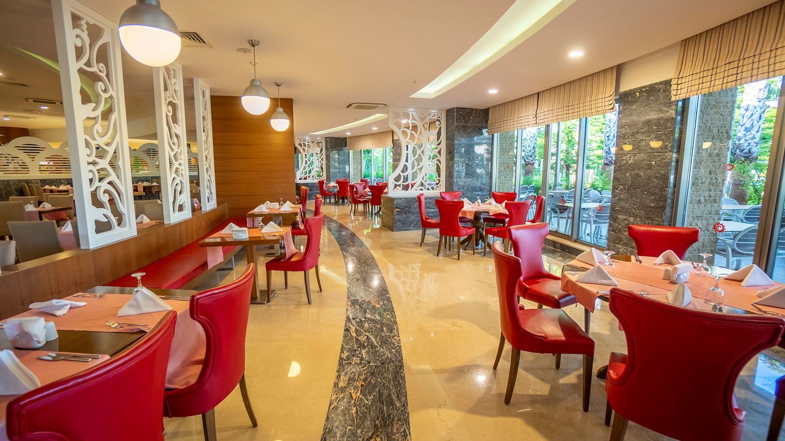 restaurants-main-restaurant