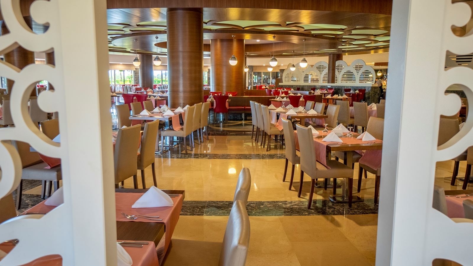 restaurants-main-restaurant