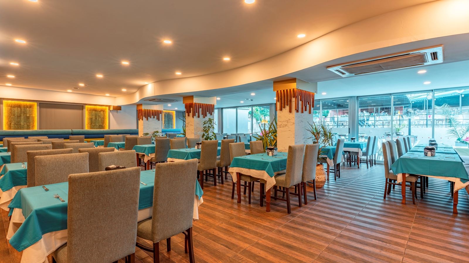 restaurants-main-restaurant