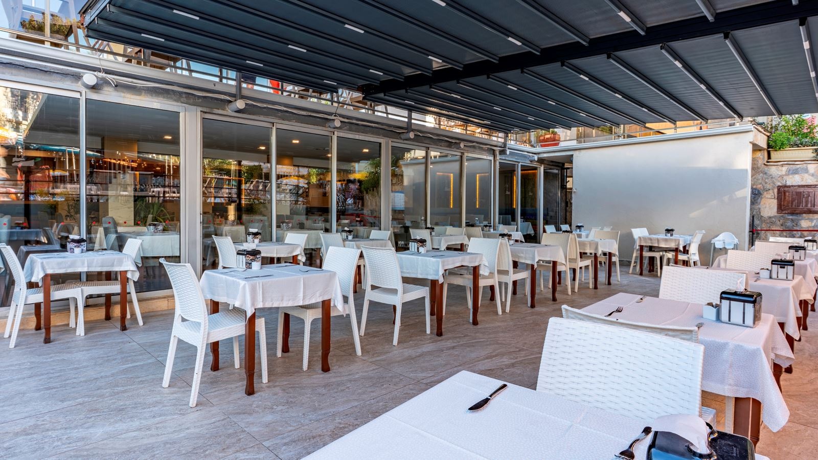 restaurants-main-restaurant