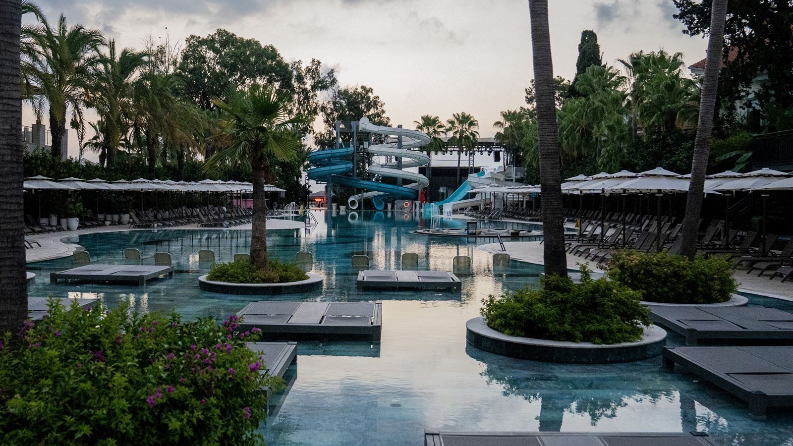 water-park-water-park