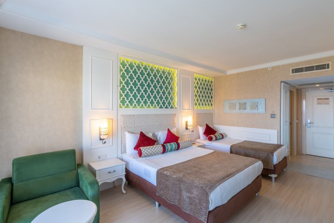 rooms-standart-plus-kara-manzarali