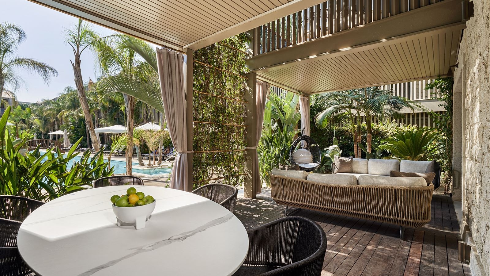 rooms-the-garden-2-bedroom-suite-garden-terrace