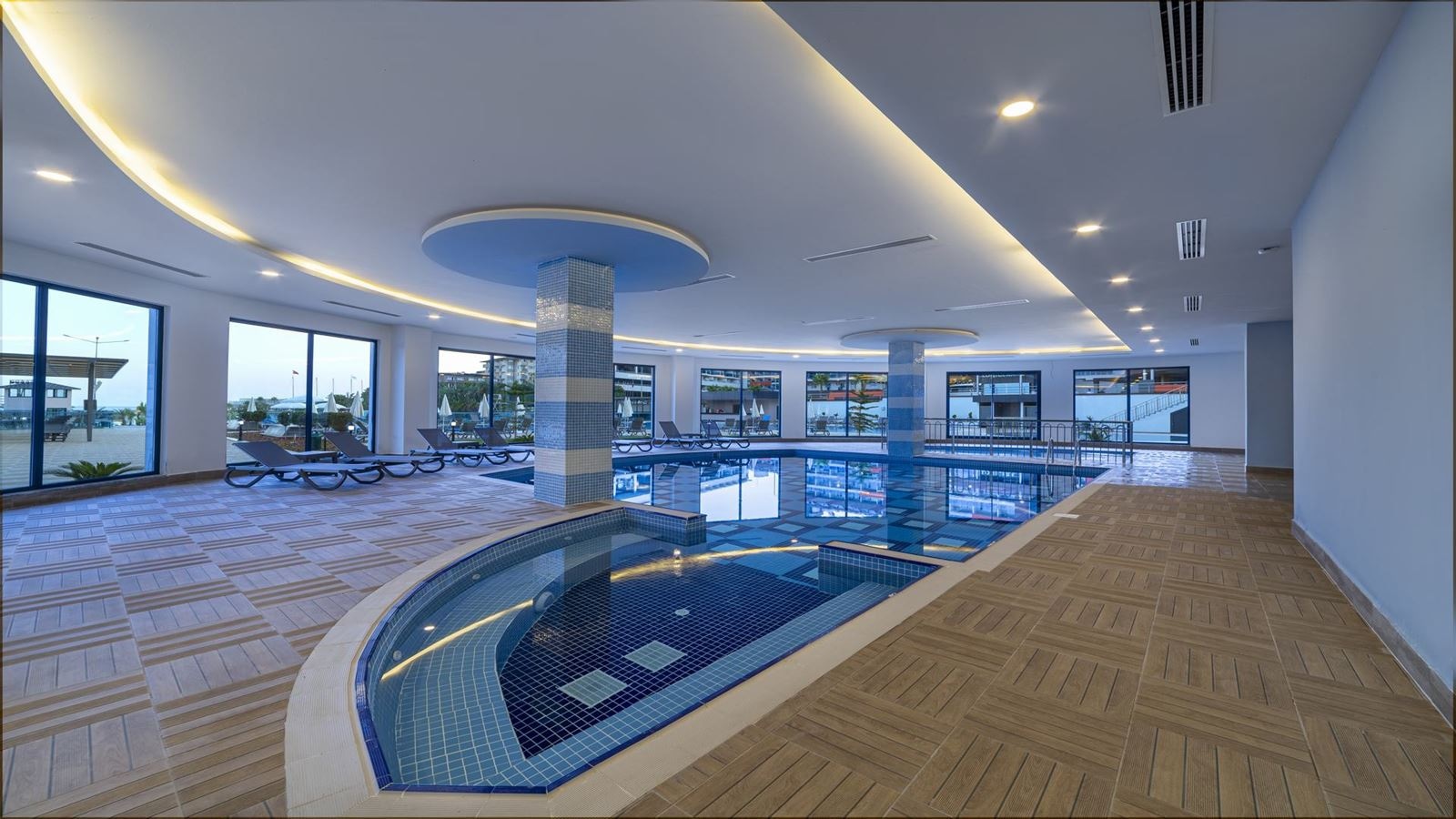 pools-indoor-pool