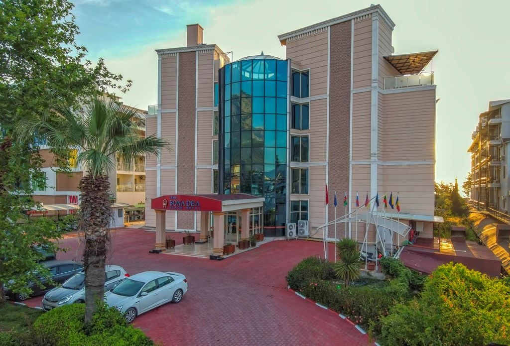 general-main-building