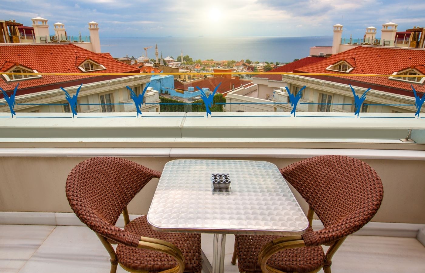 rooms-marmara-deluxe-room-sea-view-with-balcony