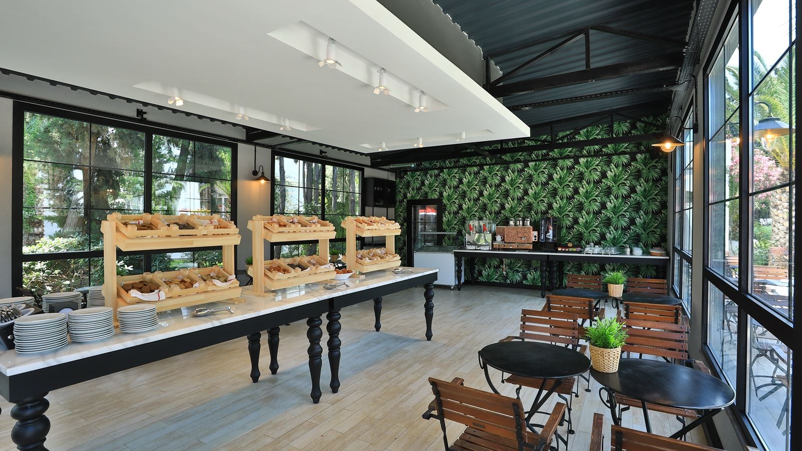 restaurants-restaurants