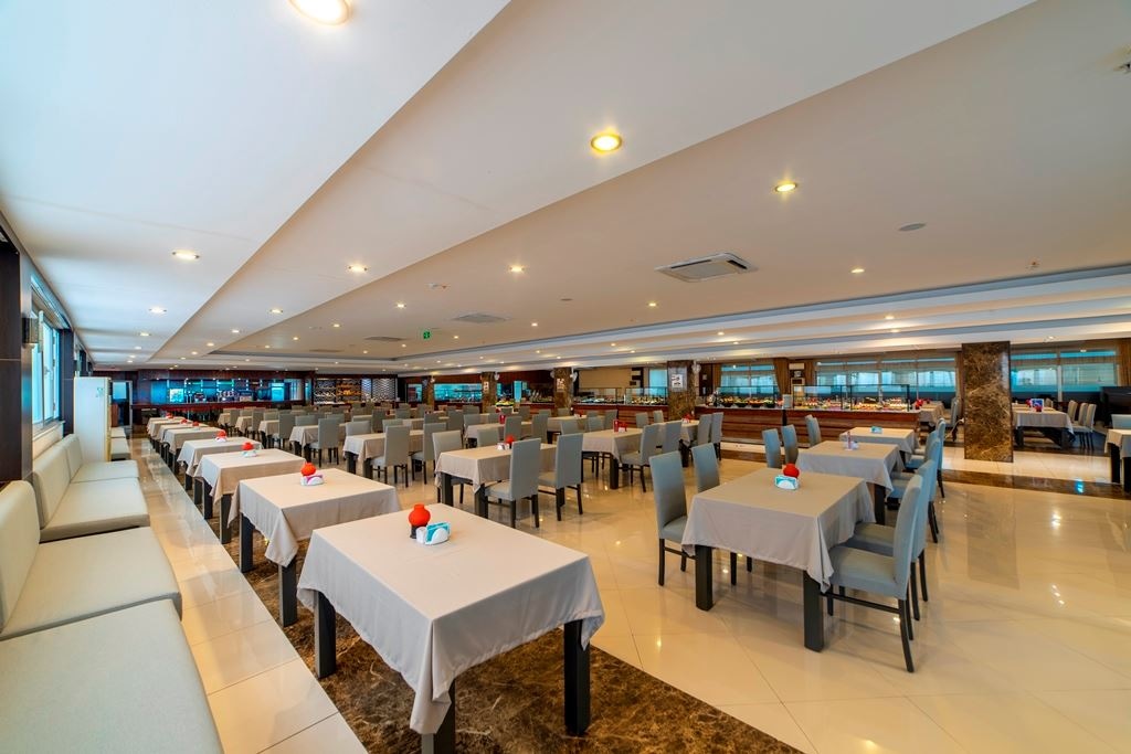 restaurants-ba-main-restaurant