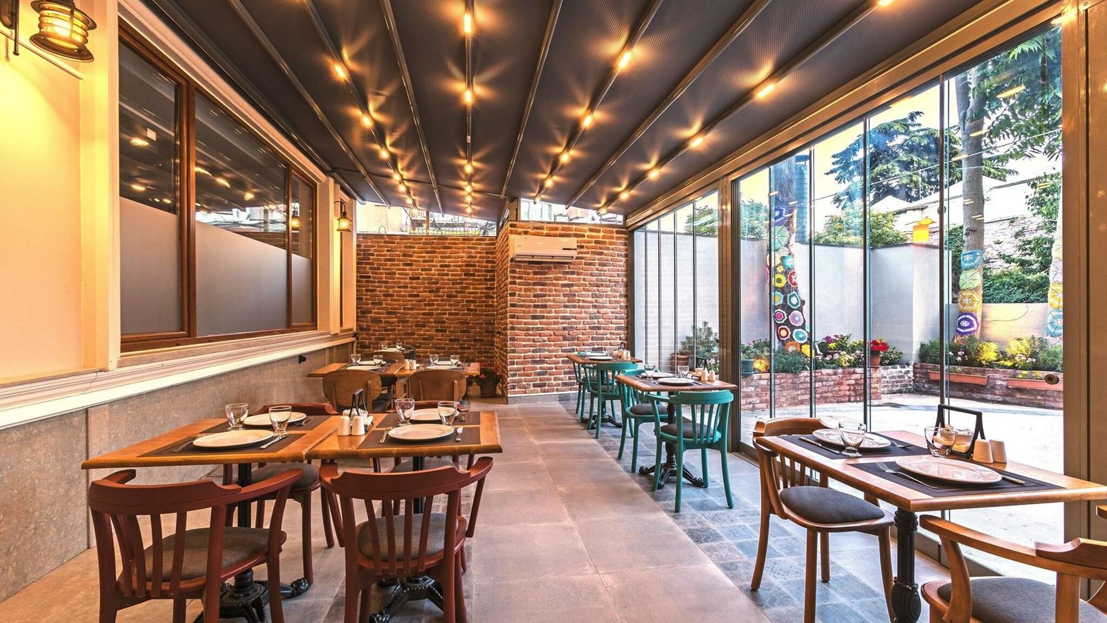 restaurants-restaurants