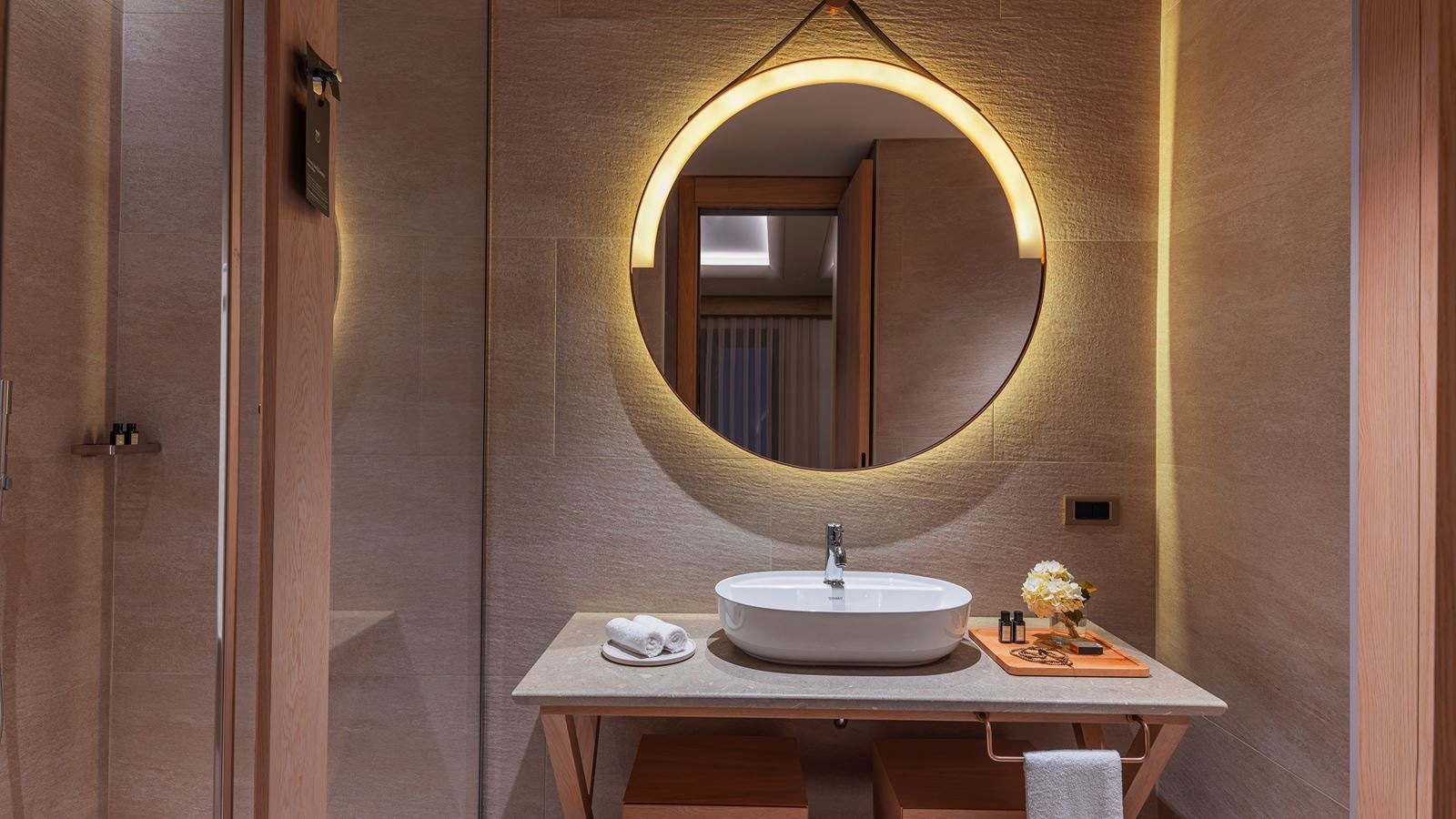 rooms-superior-suite