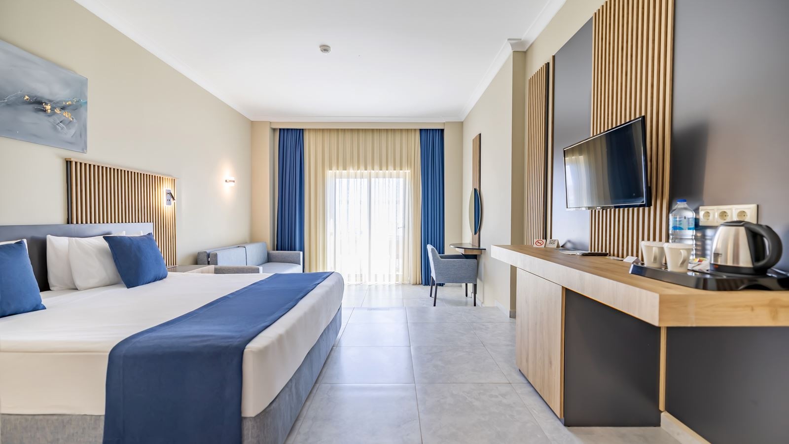 rooms-main-building-standard-sea-view-room