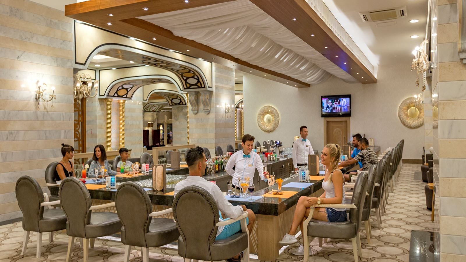 restaurants-palace-main-restaurant