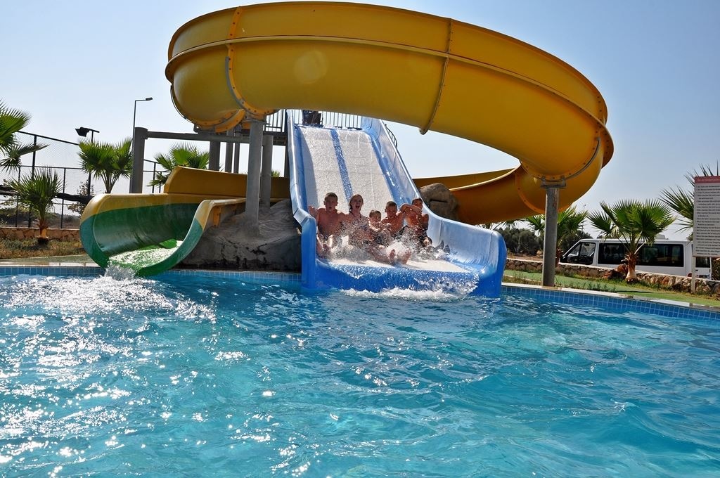 water-park-water-park