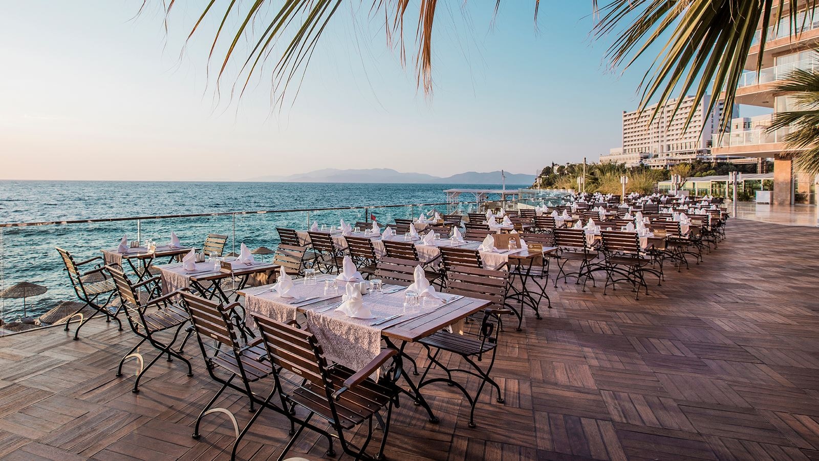 restaurants-moon-light-restaurant