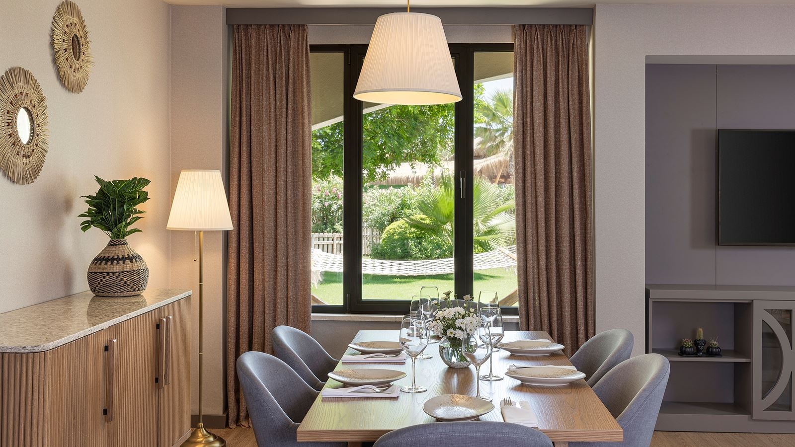 rooms-bohemia-villa-with-private-pool