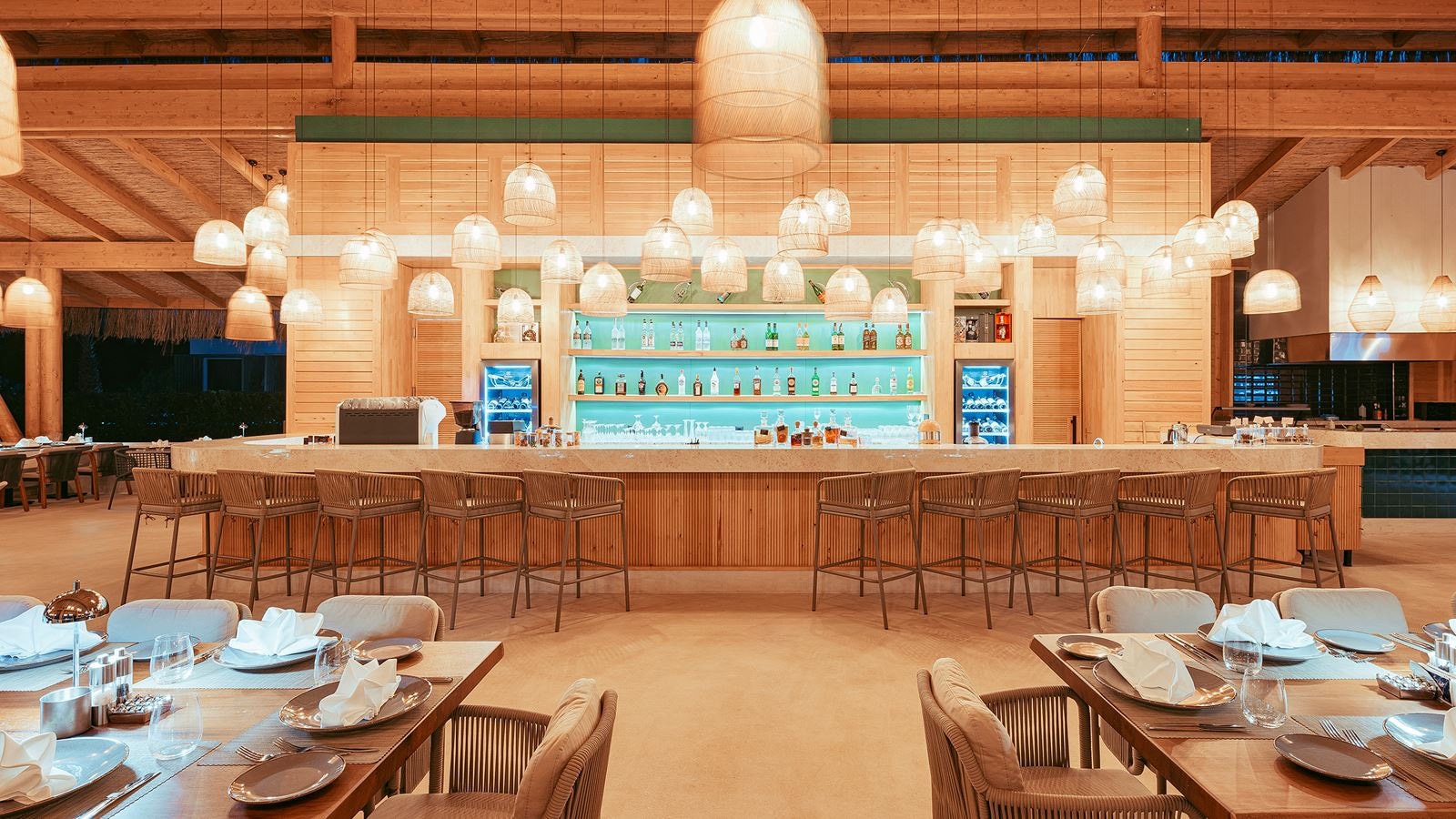 restaurants-aspendos-food-court