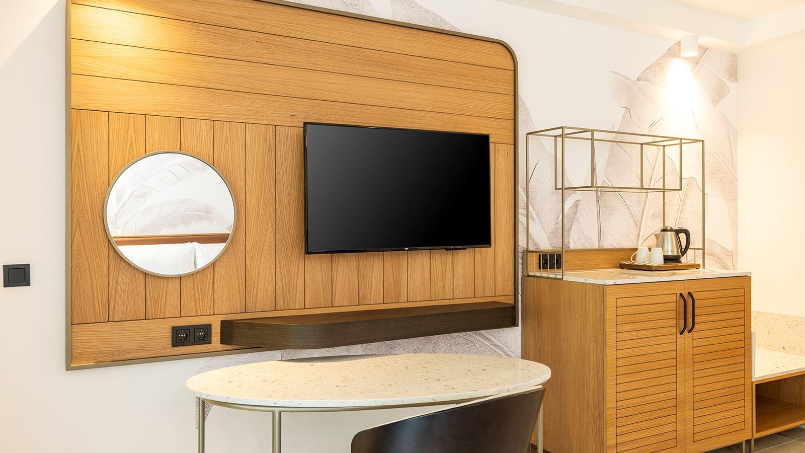 rooms-superior-family-room