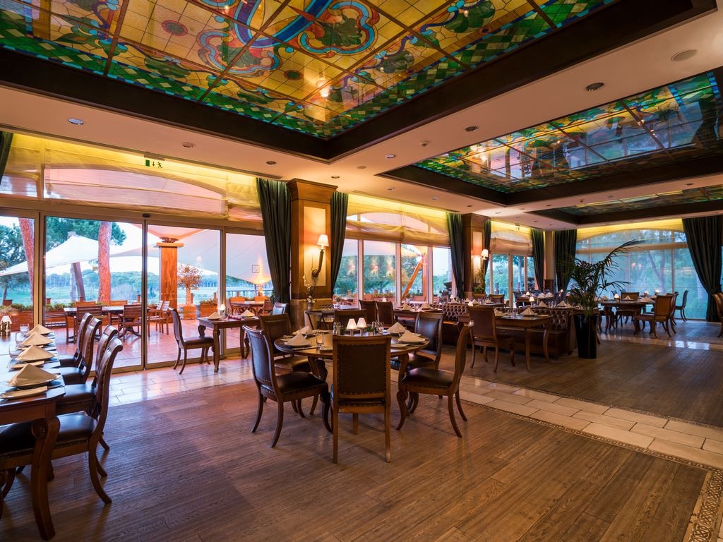 restaurants-royal-villa-restaurant