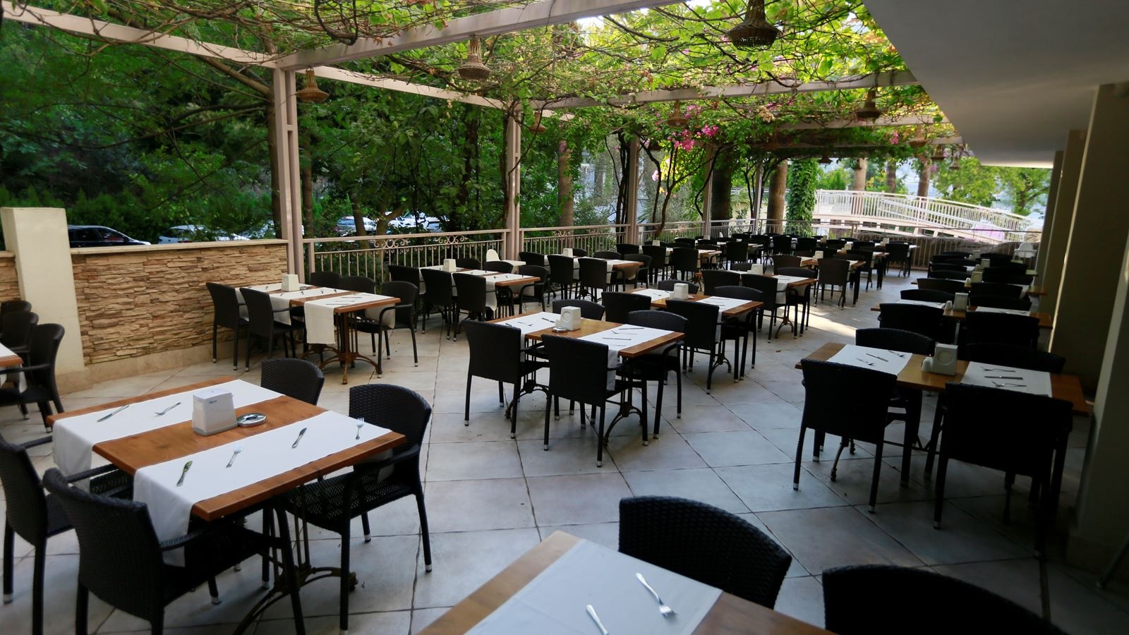 restaurants-main-restaurant