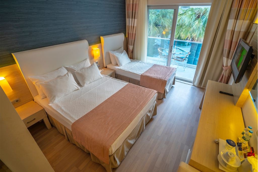 rooms-standart-side-seaview-room