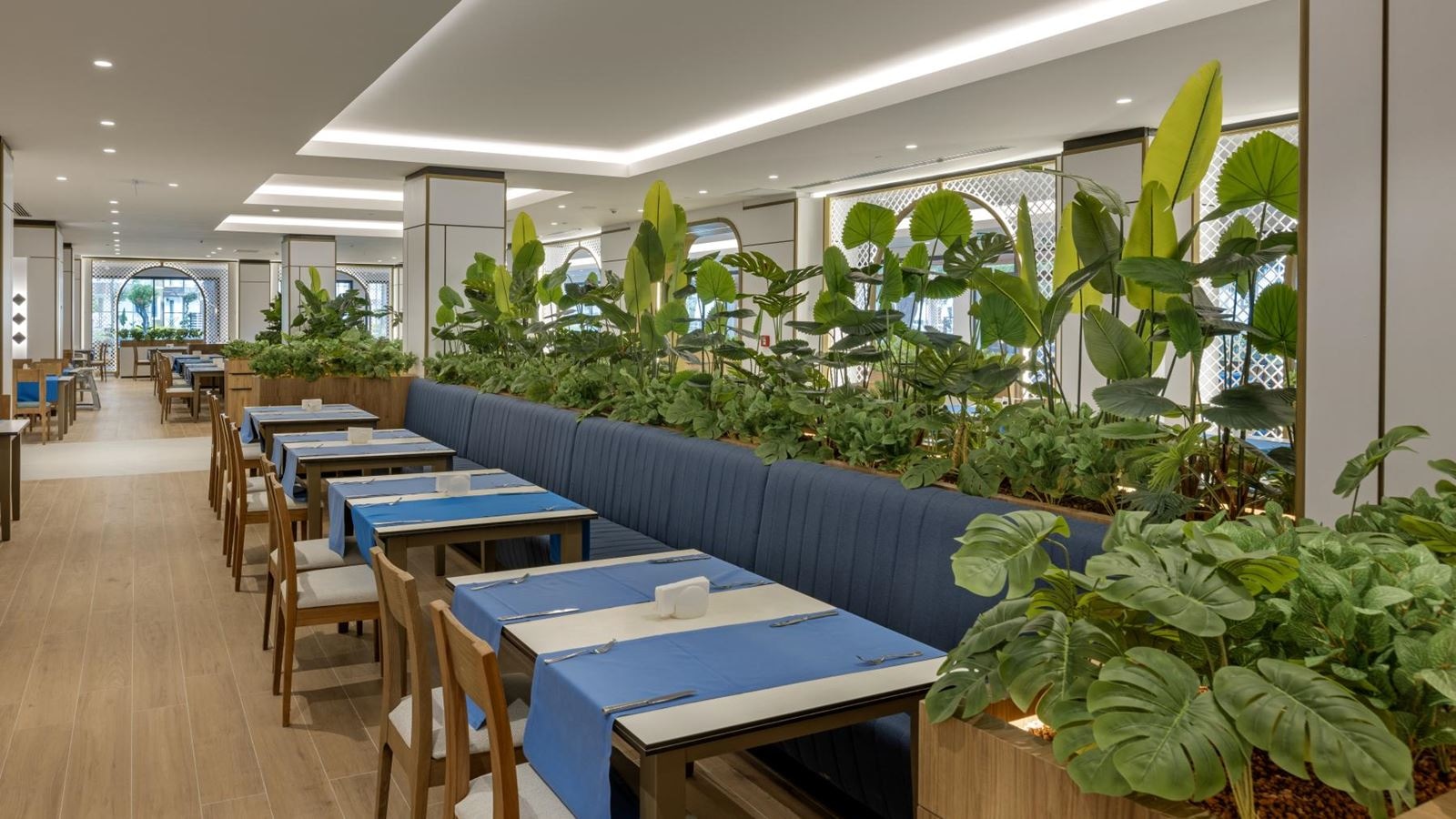 restaurants-season-restaurant