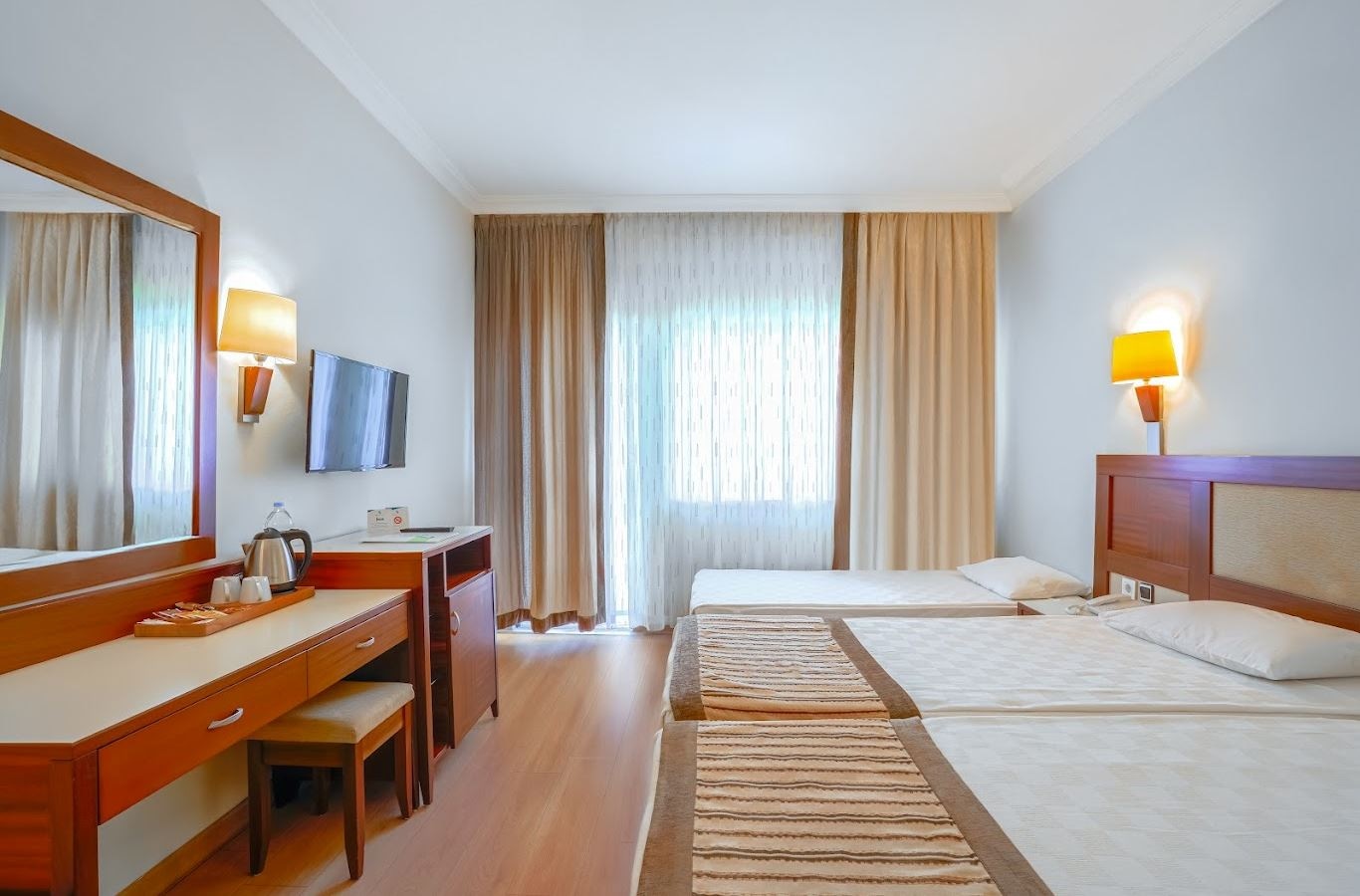 rooms-standard-room-land-view