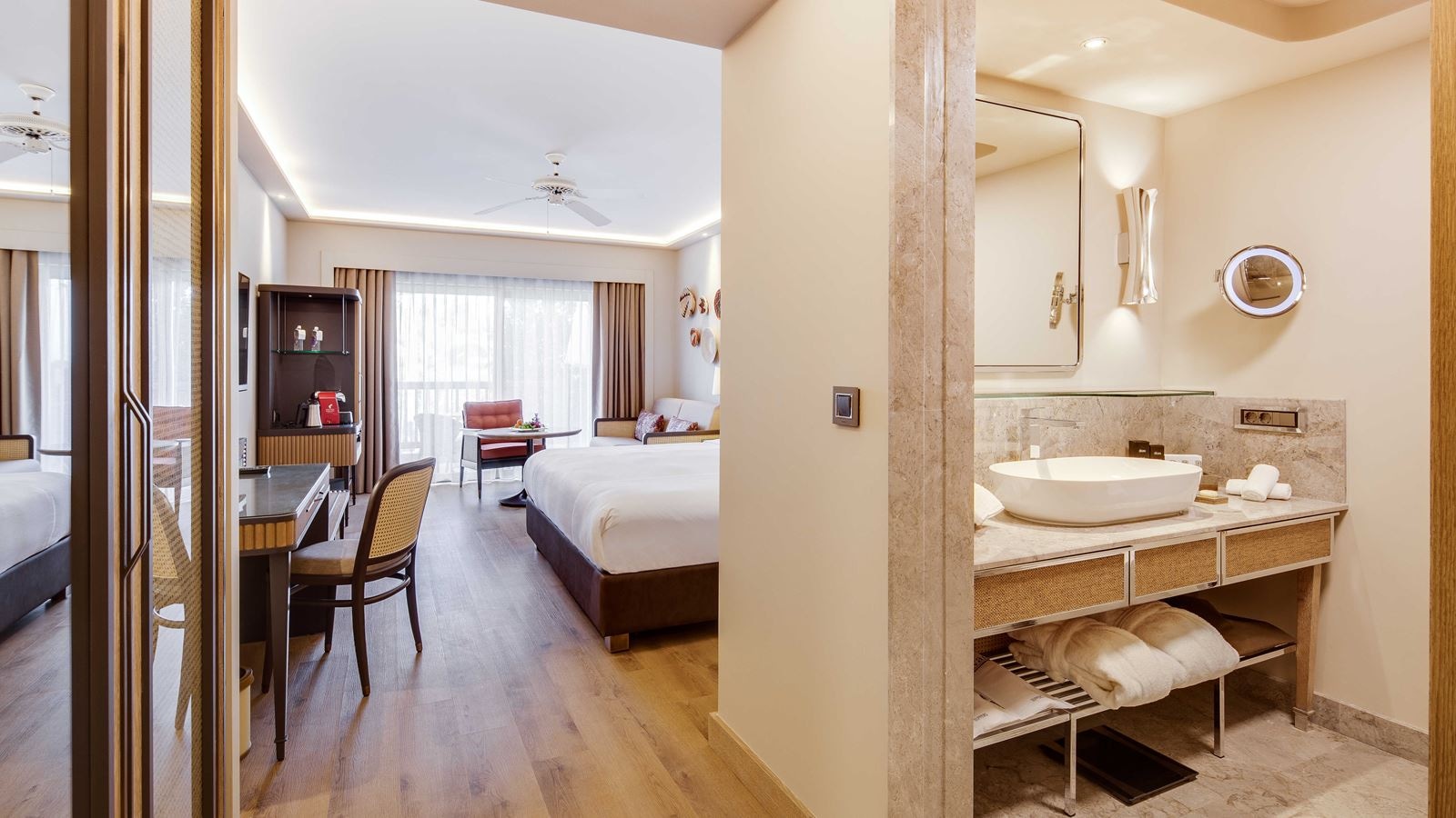 rooms-deluxe-garden-view