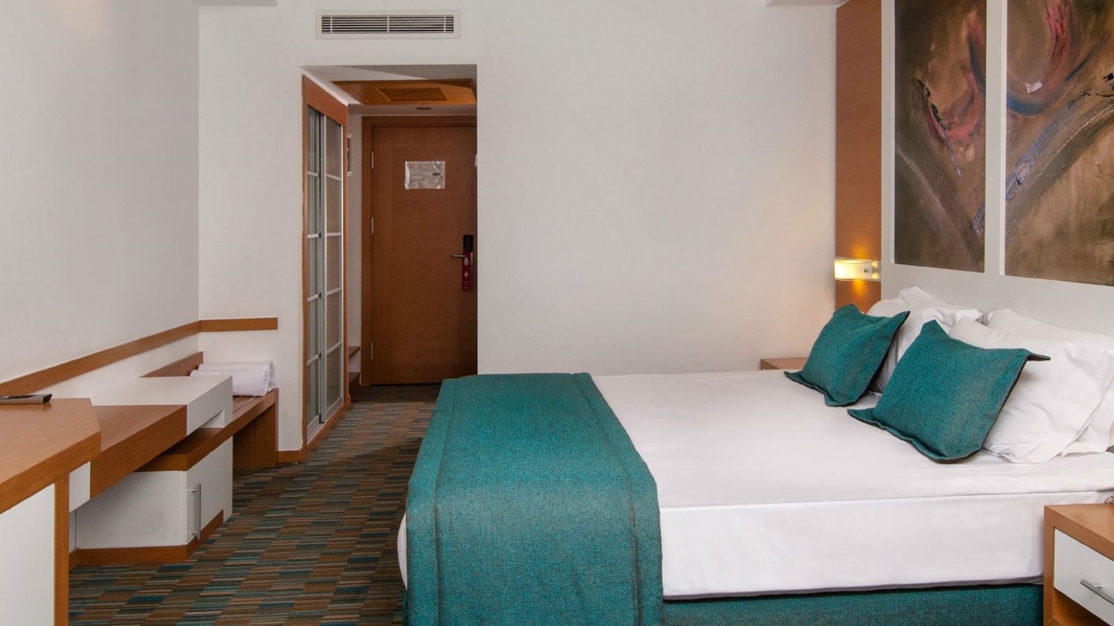 rooms-superior-seaview-room