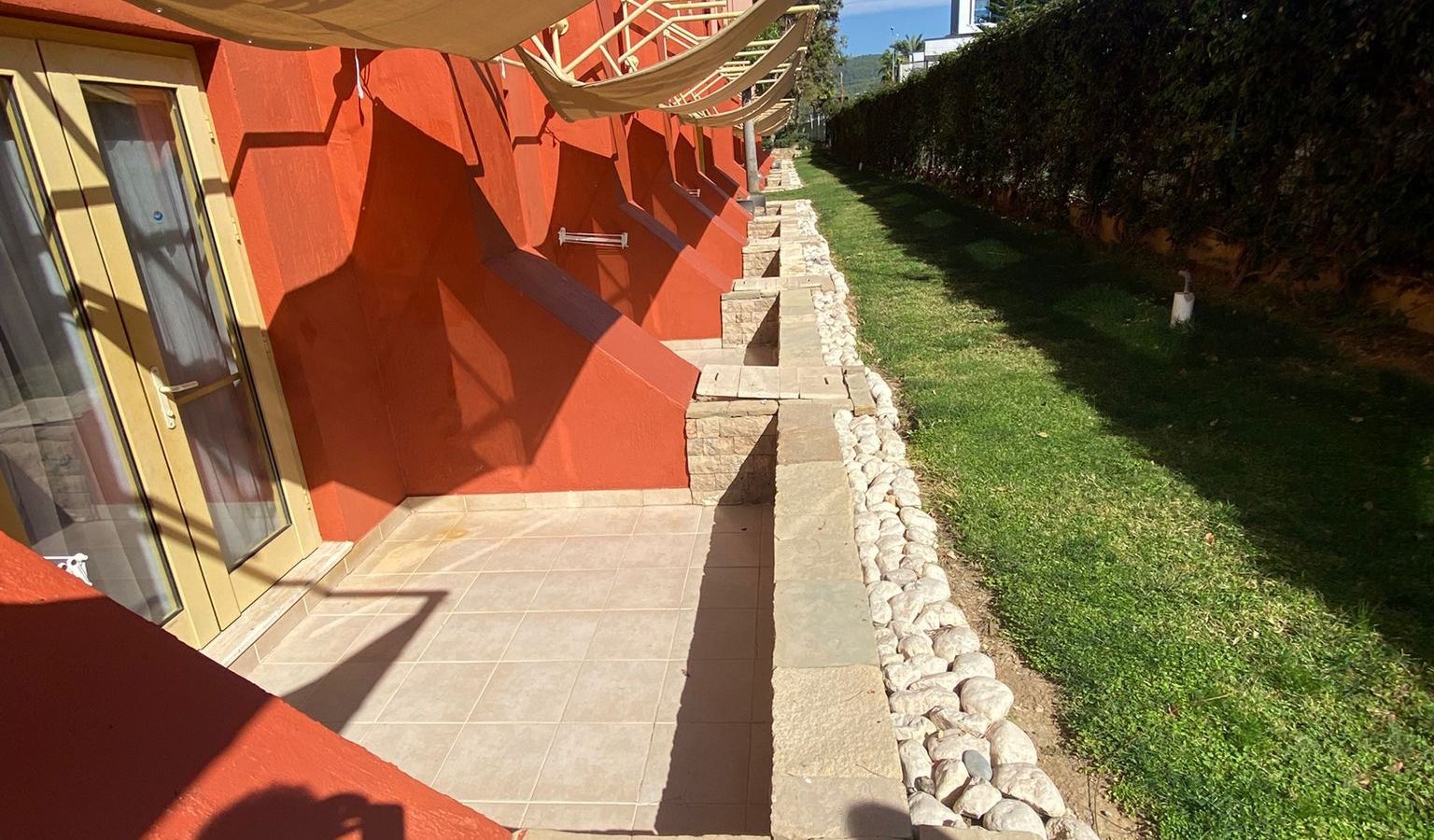 rooms-standard-large-land-view