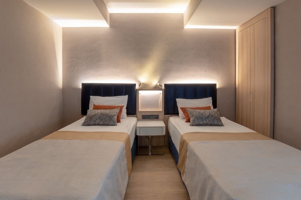 rooms-family-deluxe-sea-view