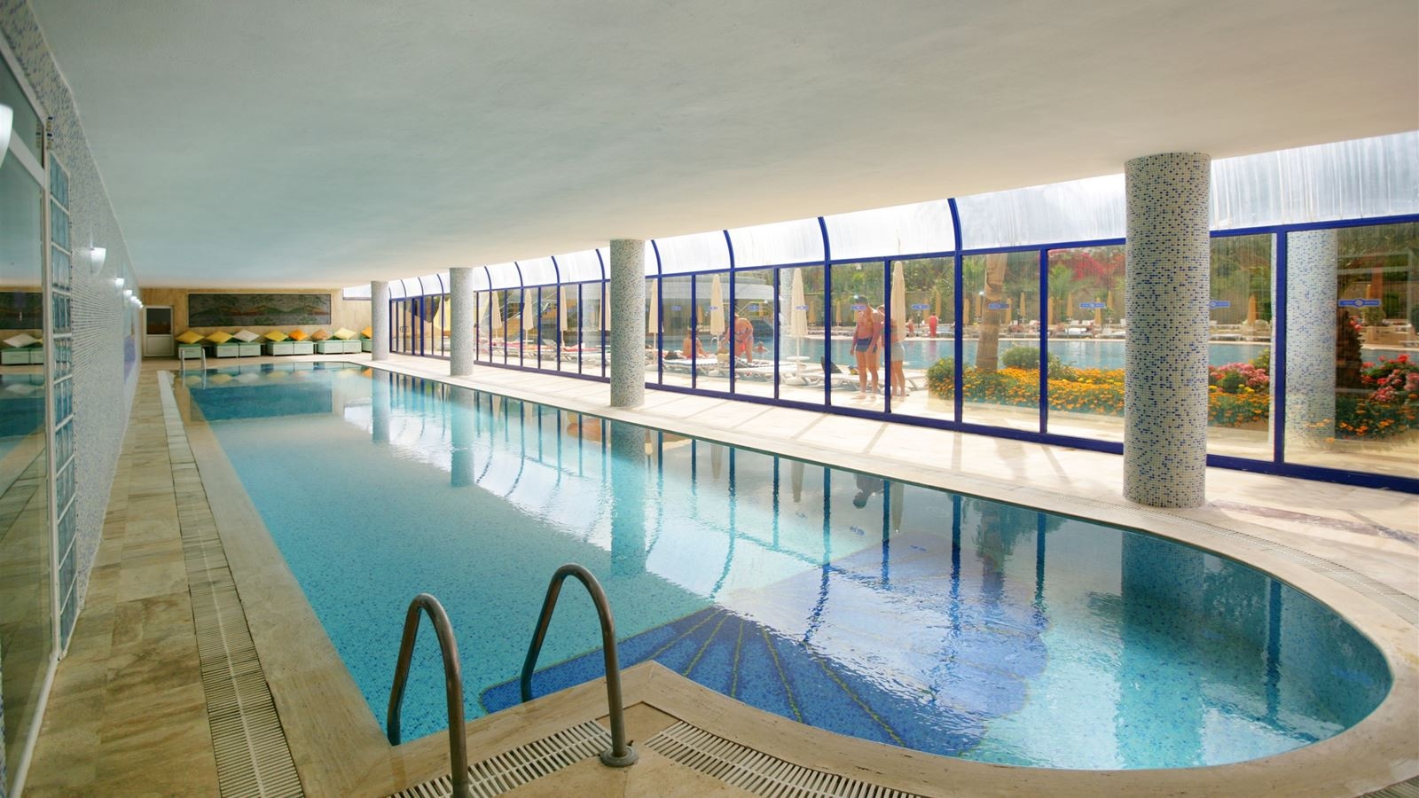 pools-indoor-pool