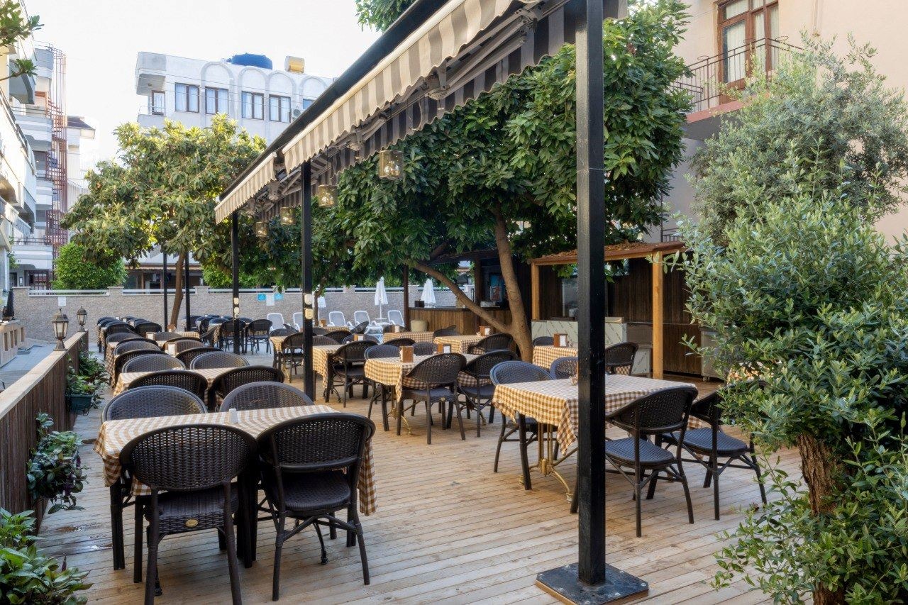 restaurants-kandelor-restaurant