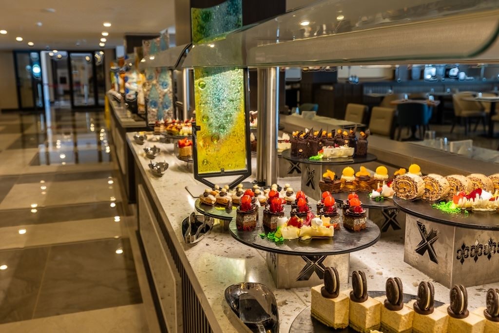 restaurants-gourmet-main-restaurant