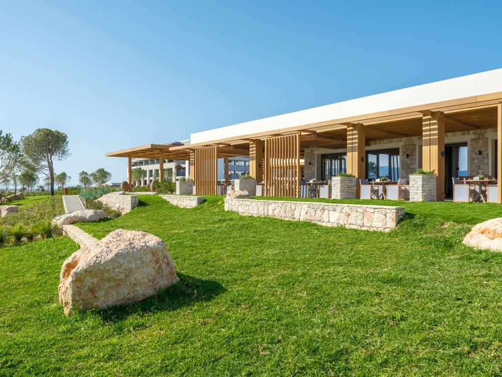 restaurants-mansion-all-day-dining-bistro