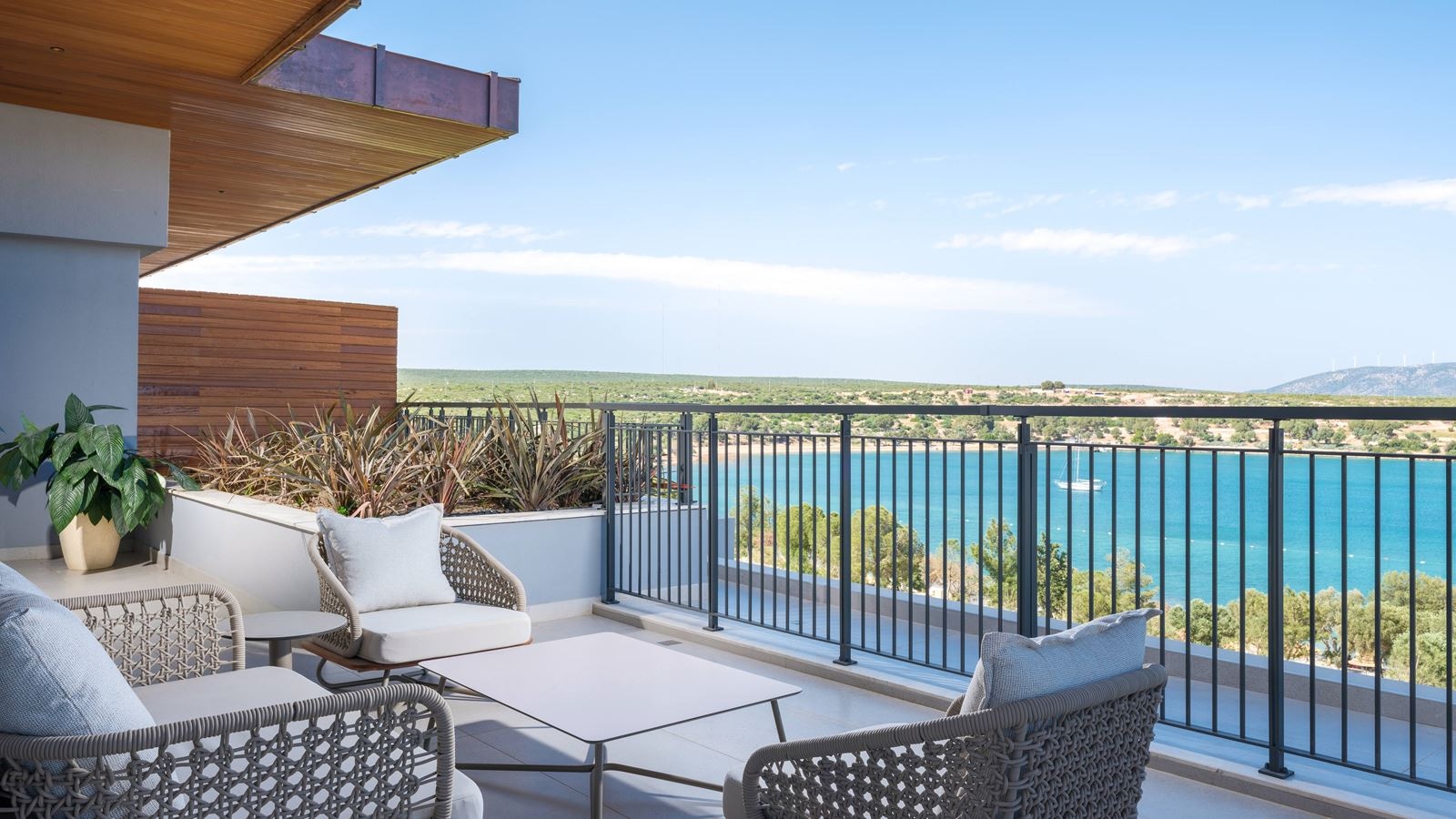 rooms-penthouse-sea-view--adult-zone-