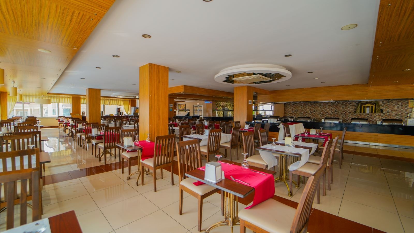 restaurants-main-restaurant