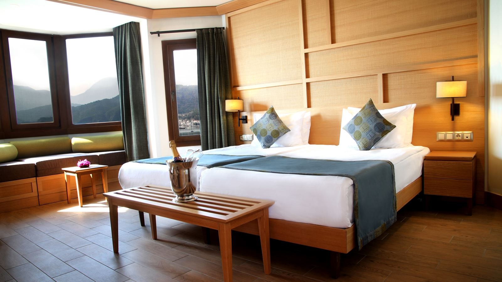 rooms-bungalow-room-sea-view