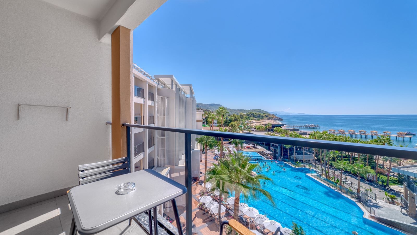 rooms-superior-room-sea-view