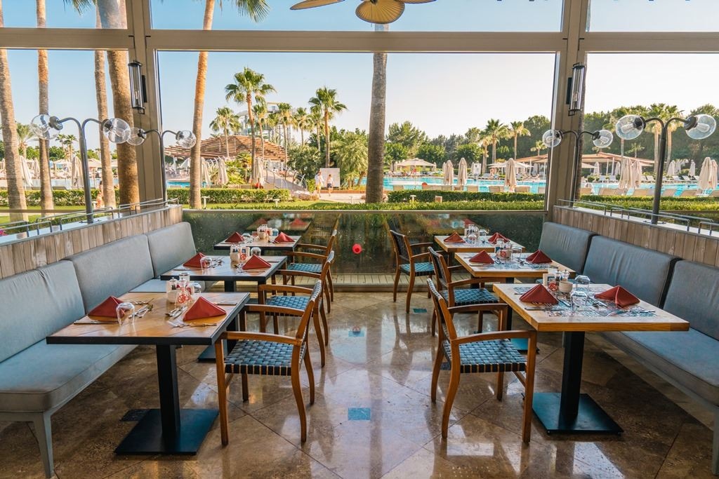 restaurants-zestful-bazaar-main-restaurant